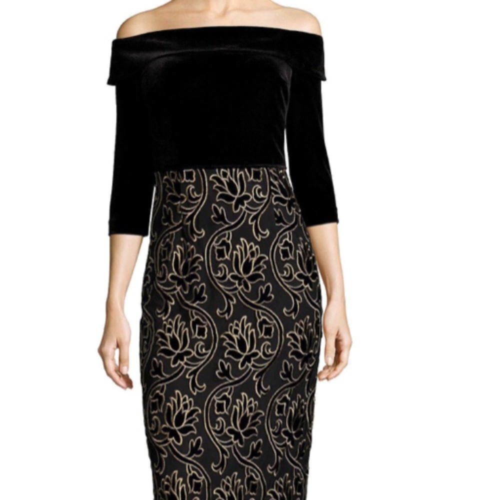 Adrienna Papell velvet column gown - Picture 4 of 6